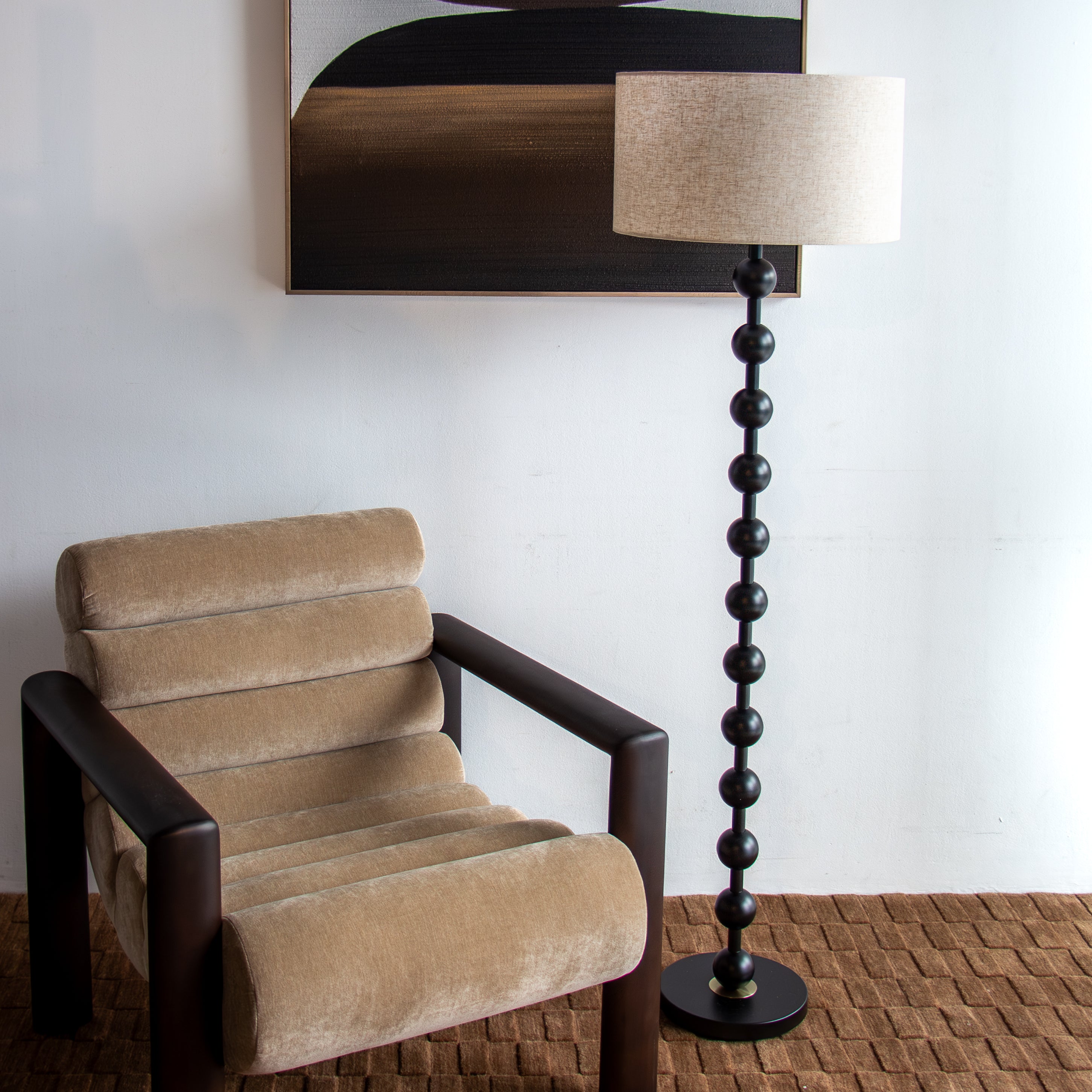 Milo Floor Lamp - Black/Ivory