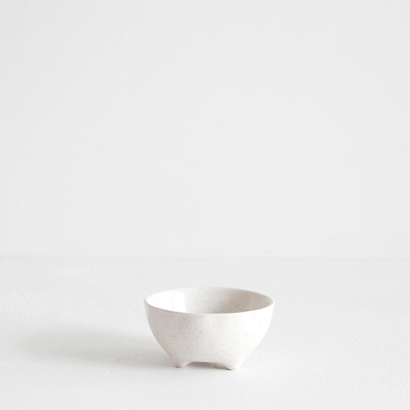 Broste Nordic Vanilla Bowl with feet