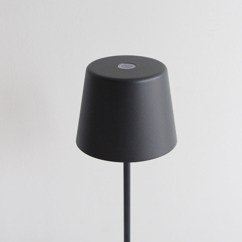 Oke Indoor/Outdoor Lamp - Black