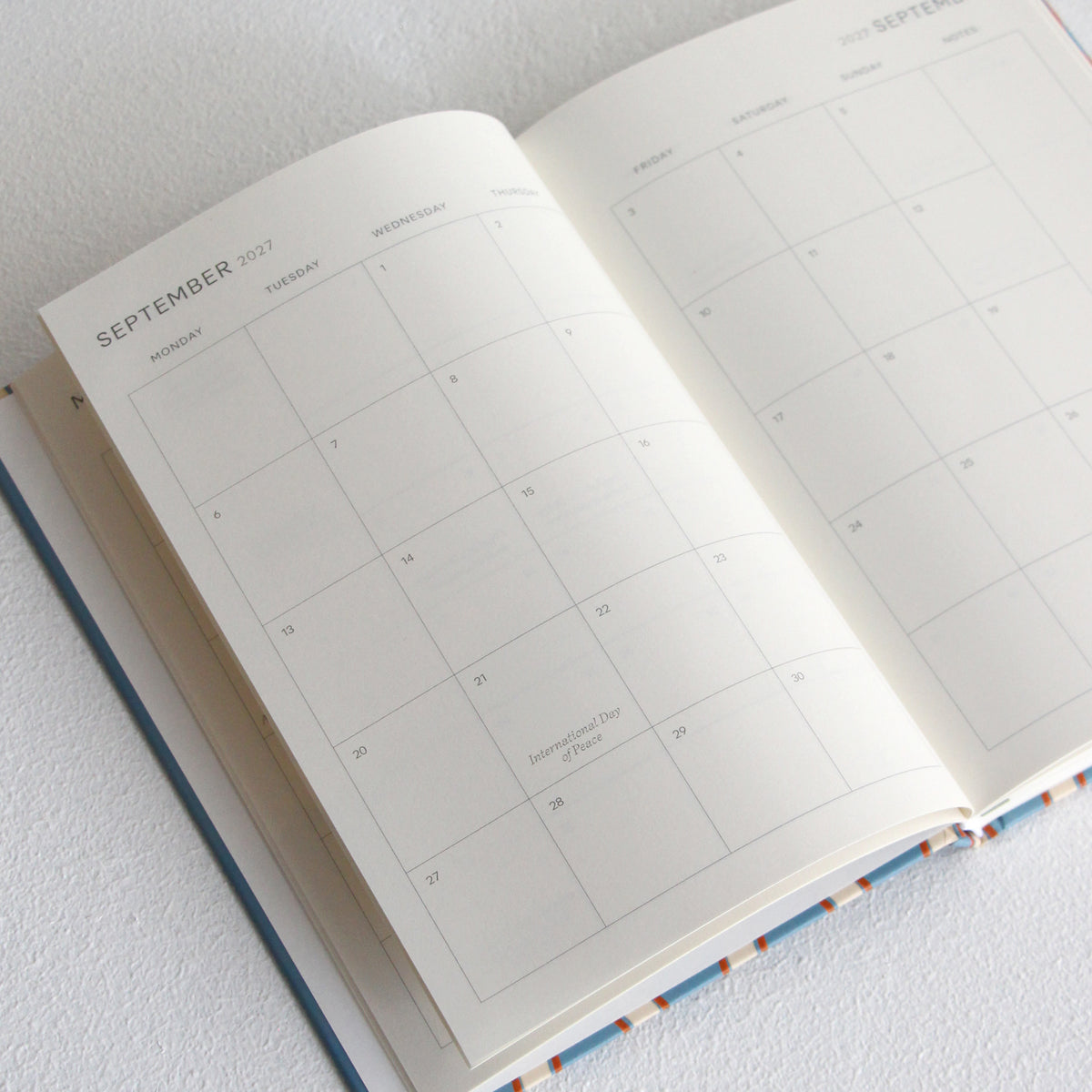 Papier 2027 Weekly Diary - Vintage Stripes