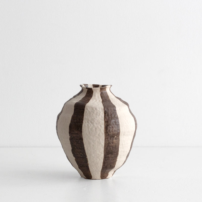 Rayas Ceramic Vase - Cocoa