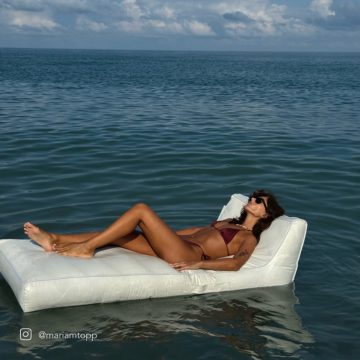 Luxe Lie-On Lounger - Blanca