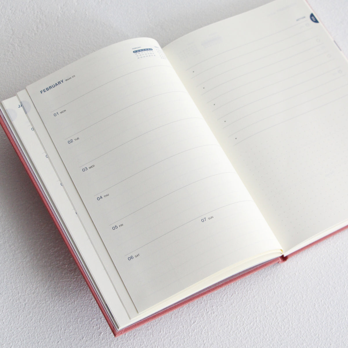 Studio Milligram 2027 Weekly Diary - Pink