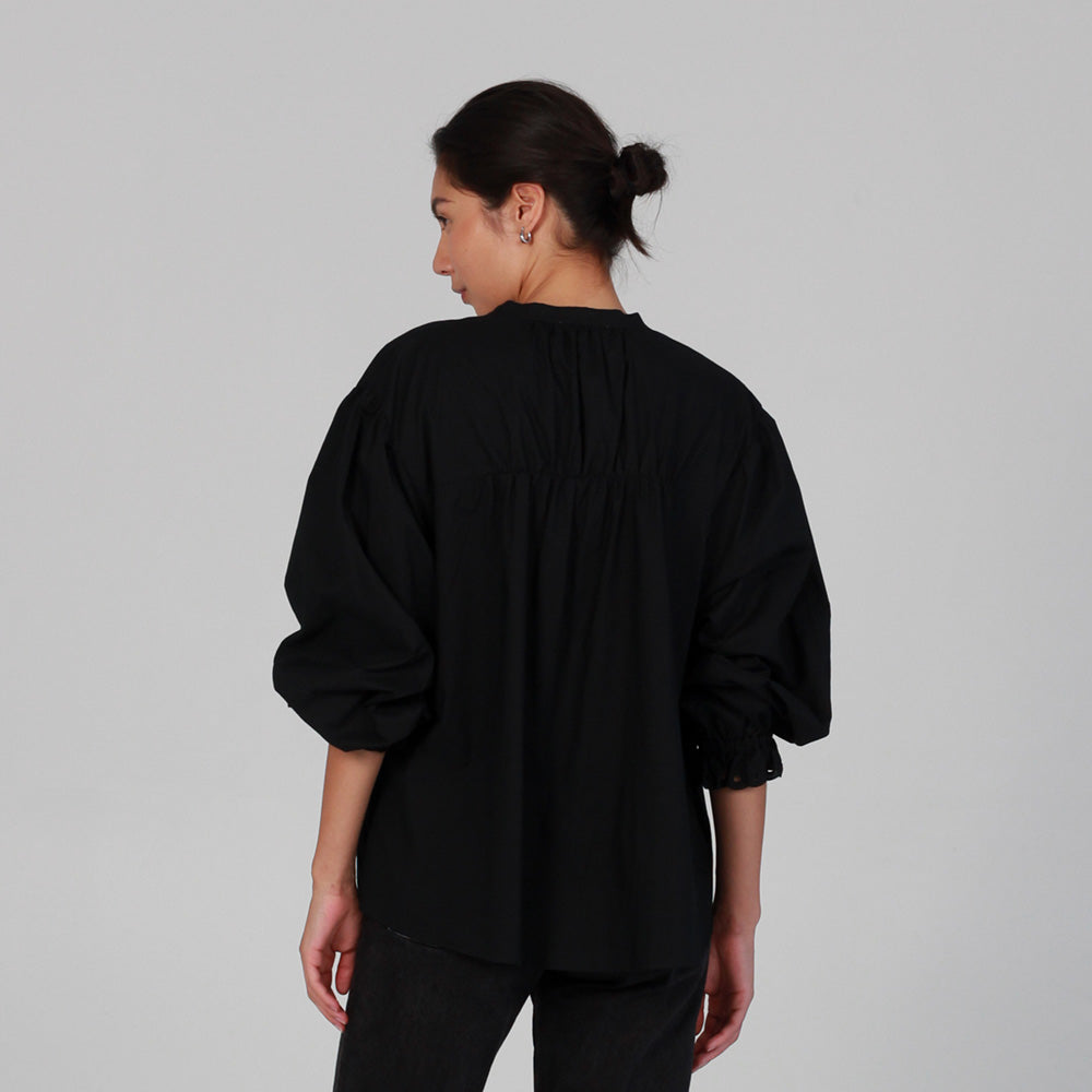 Tess Broderie Blouse - Black