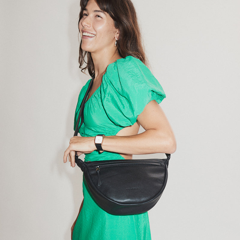 Leather Sporty Cross Body - Black