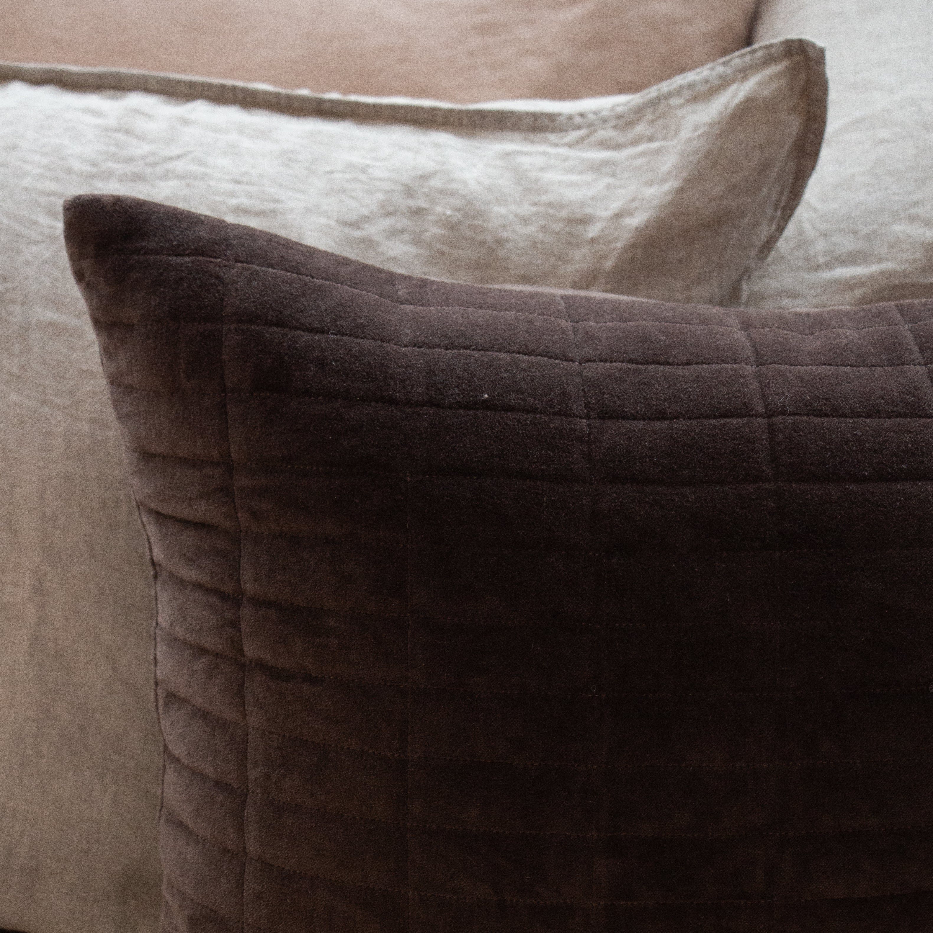 Turner Lumbar Cushion - Chocolate