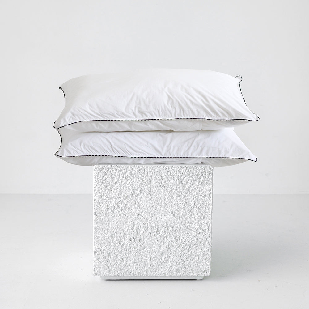 Wavy Pillowcases - White