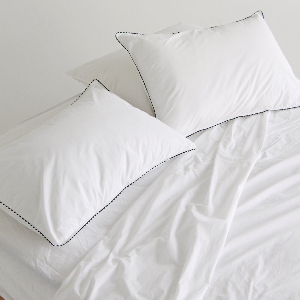 Wavy Pillowcases - White