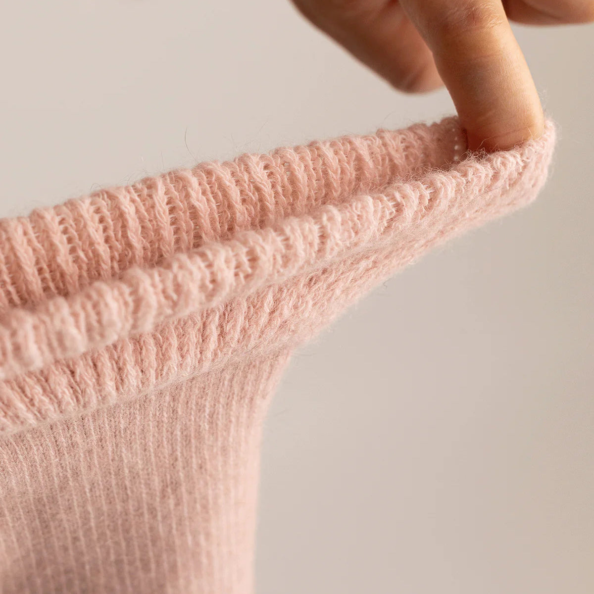 Yan Possum Merino Wool Socks - Rosewater