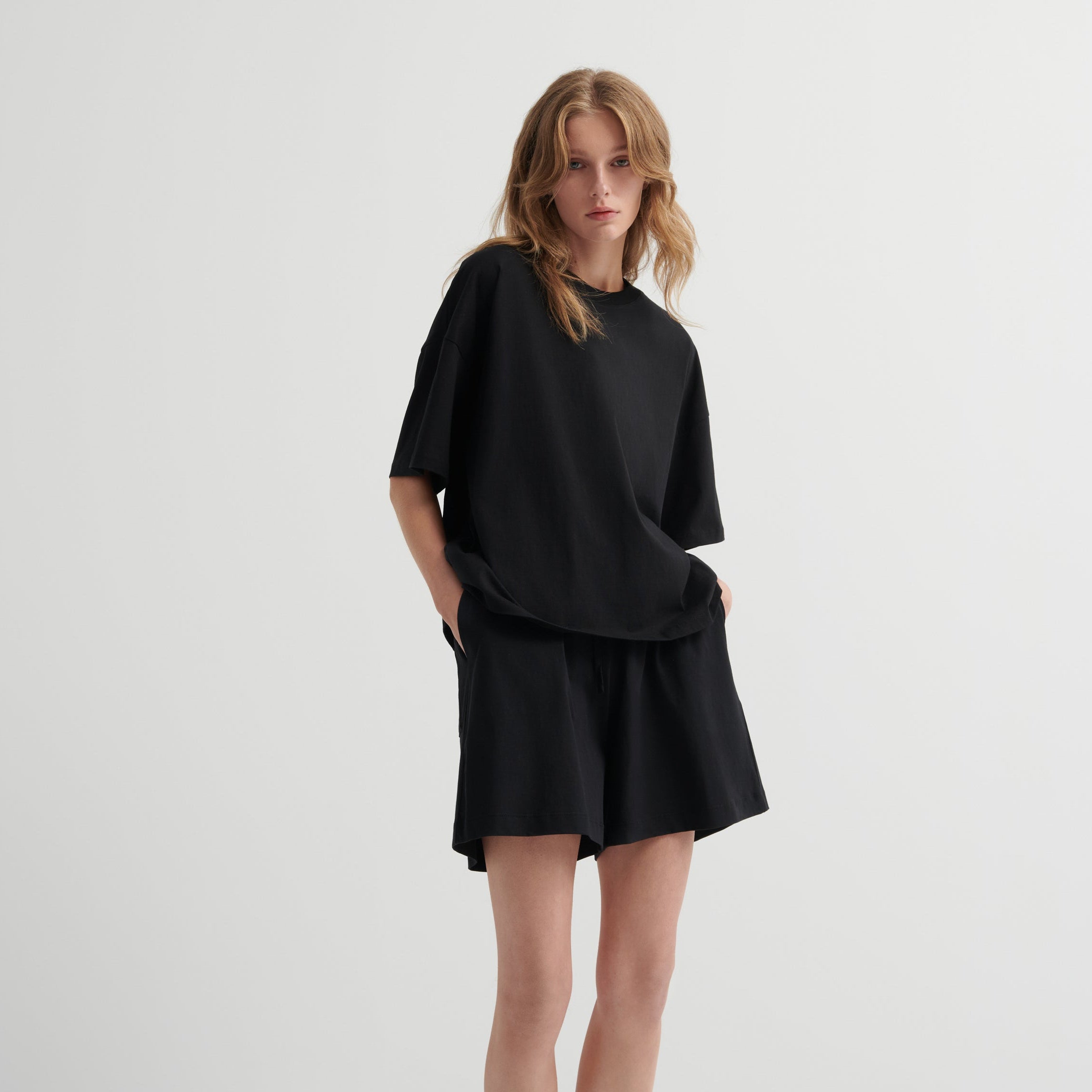 Oversized Boxy Tee - Black