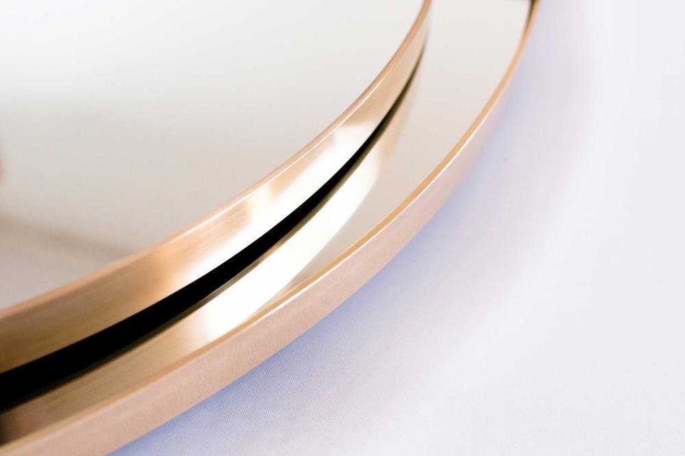 Round Outline Mirror 900mm - Brass