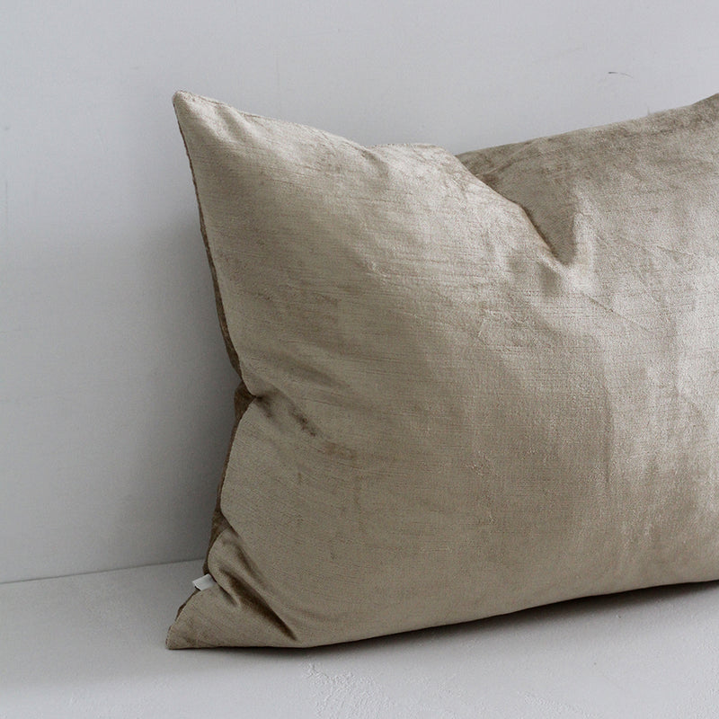 Bromley Cushion - Champagne