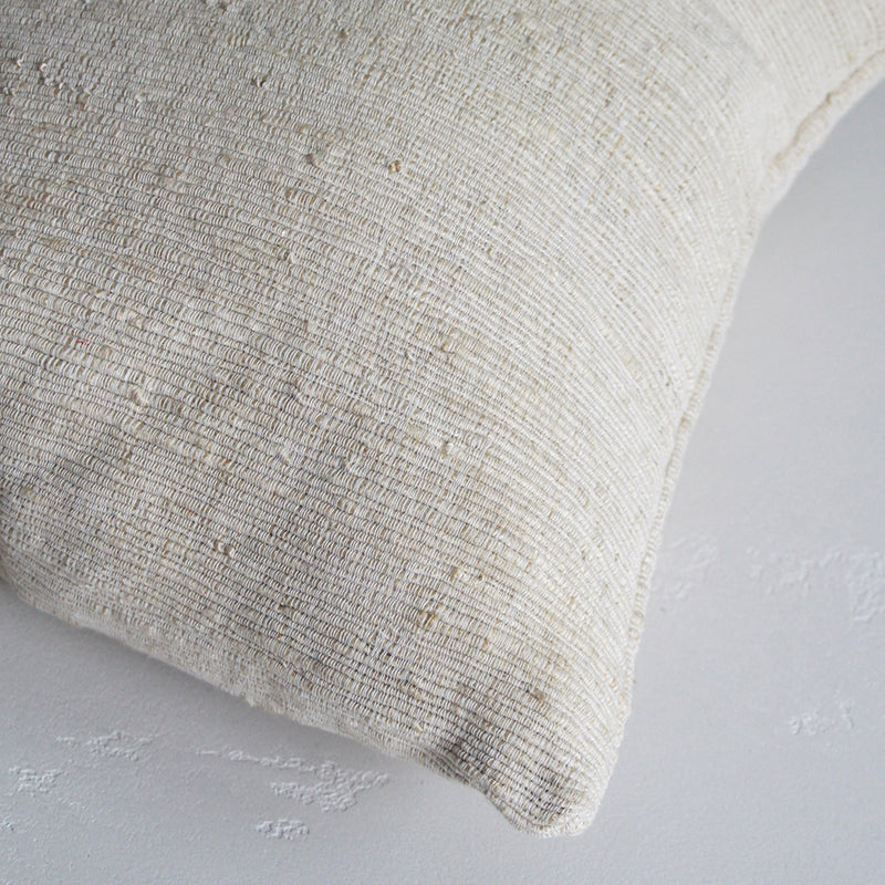 Magnus Cushion - White