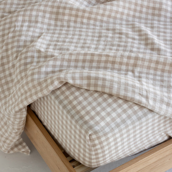 A&C Flax Linen Fitted Sheet - Natural Small Gingham