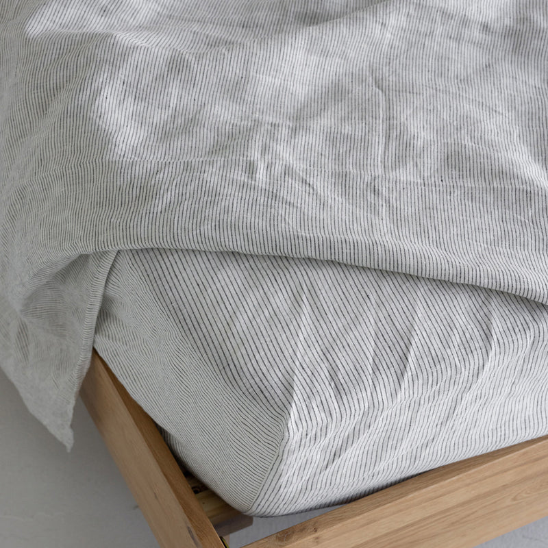 A&C Linen Fitted Sheet - Pinstripe