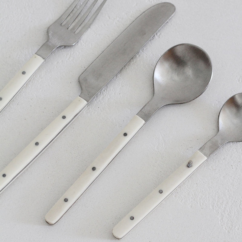 Scout Cutlery Set of 4 - Cream