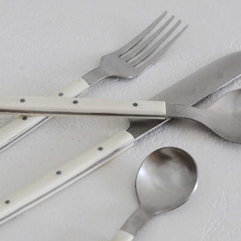 Scout Cutlery Set of 4 - Cream