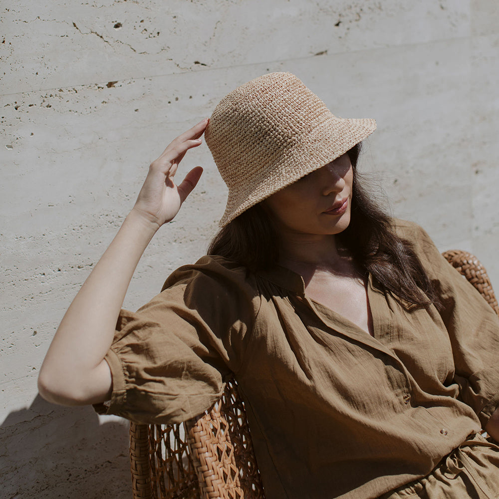 Short Brim Raffia Bucket Hat