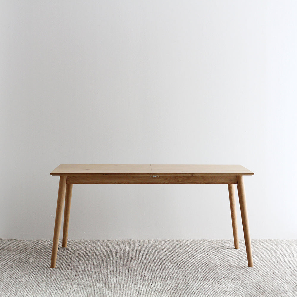 Walter Extendable Dining Table