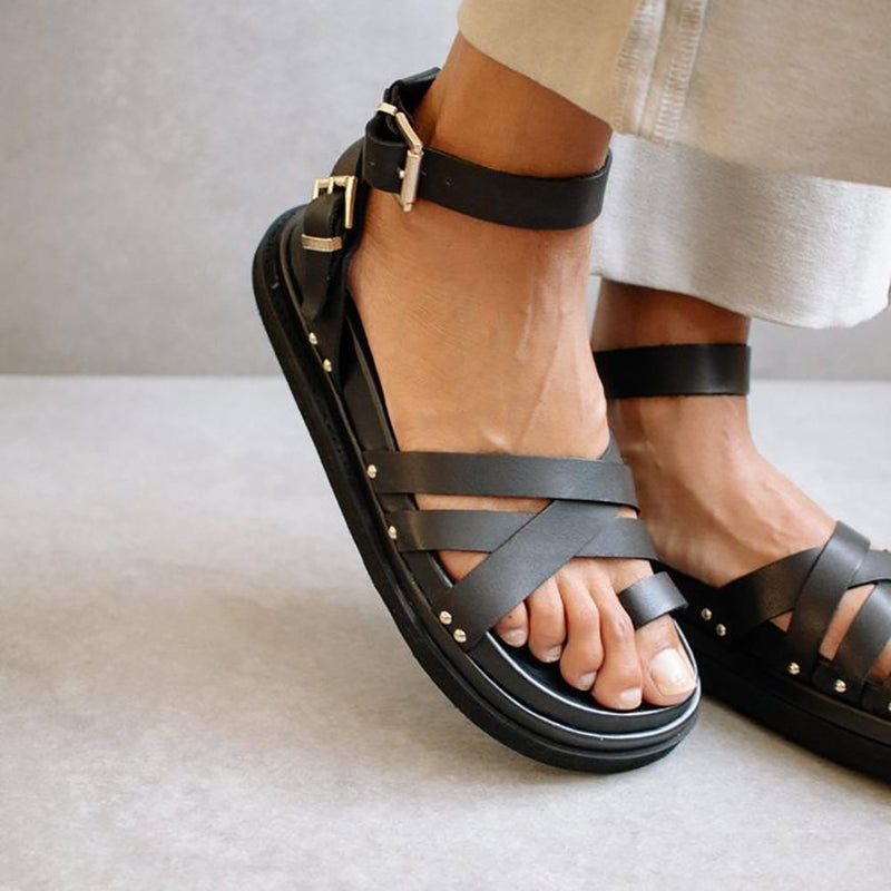 Alohas Buckle Up Sandal - Black